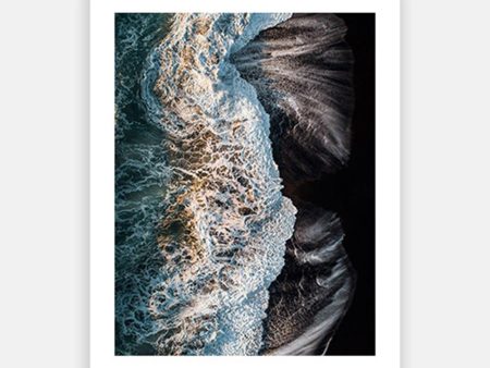 Black Sand Beach 1 Online now