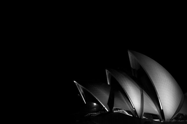 Opera-House-at-Night Online